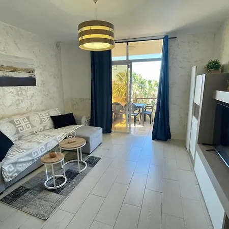 شقة Spacious 1 Bedroom With Pool & Ocean View, Marina Palace